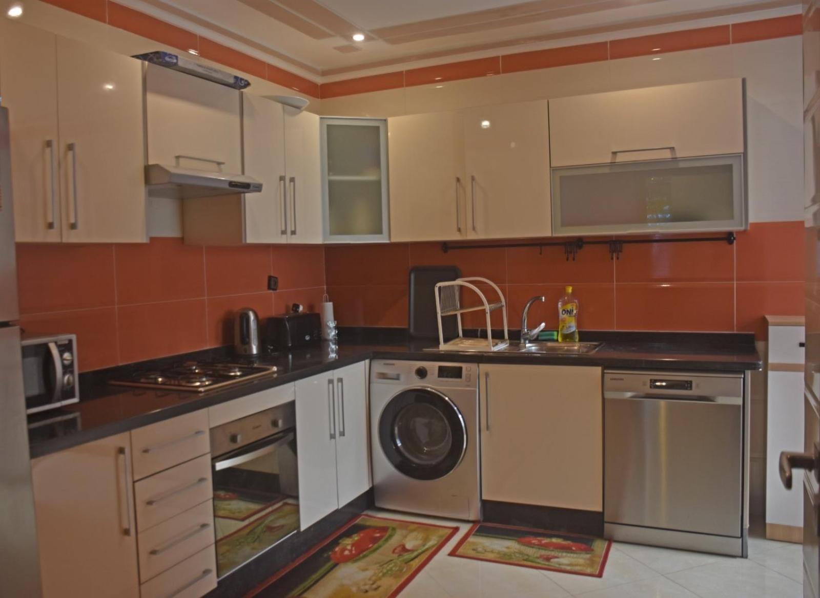 Abraj Dubai 3 Bedroom Luxury Apartment
