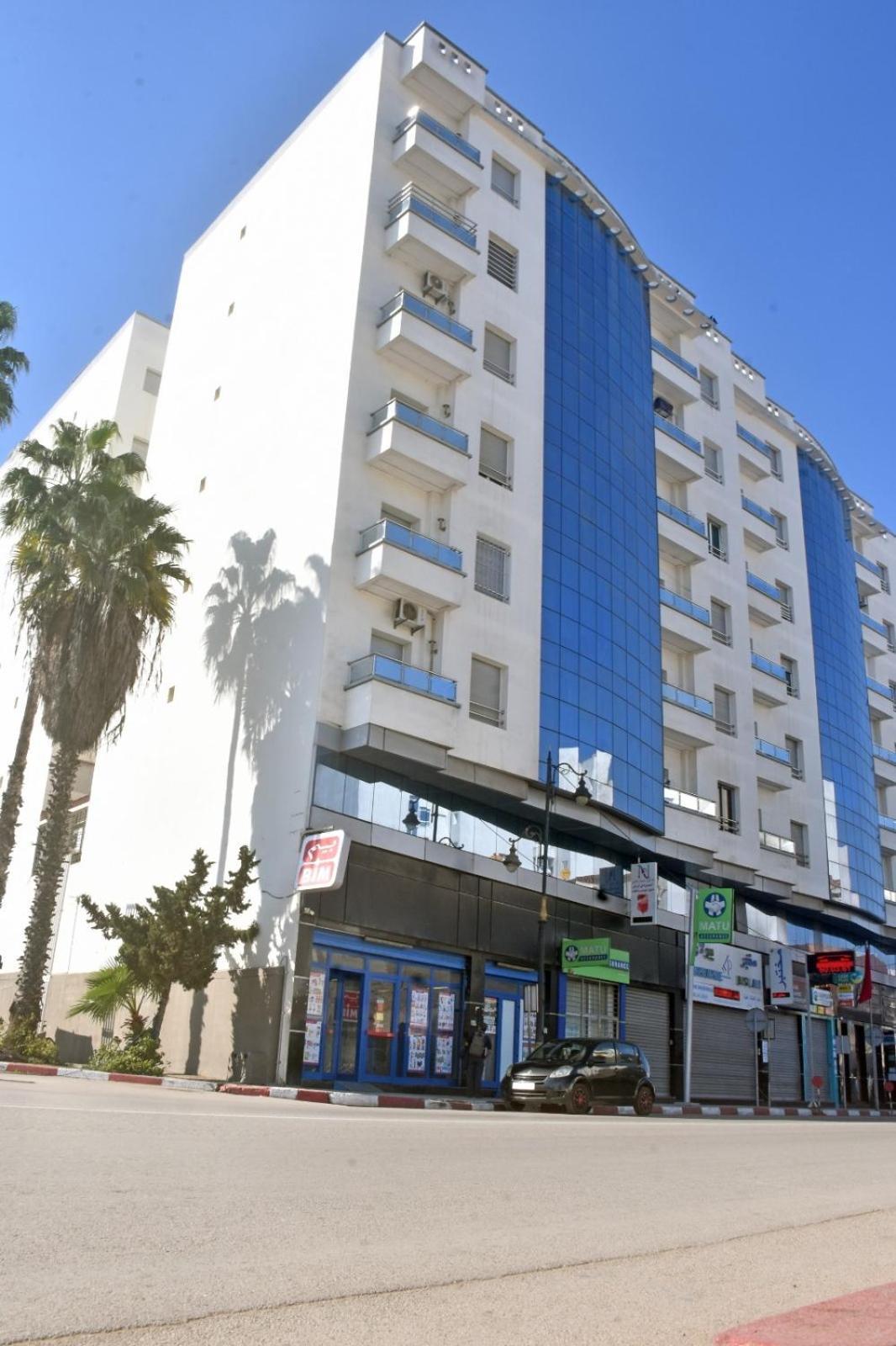 Abraj Dubai 3 Bedroom Luxury Apartment *